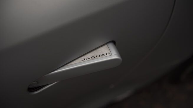 Jaguar F-Type P450 AWD Convertible R-Dynamic