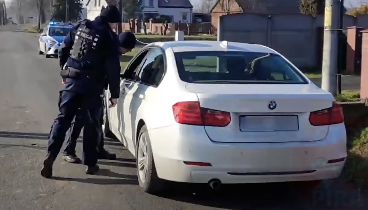 BMW Serii 3 pościg policja