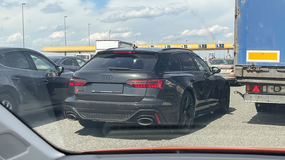 Audi RS6 Autostrada A1 bramki