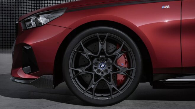 BMW i5 G60 M Performance