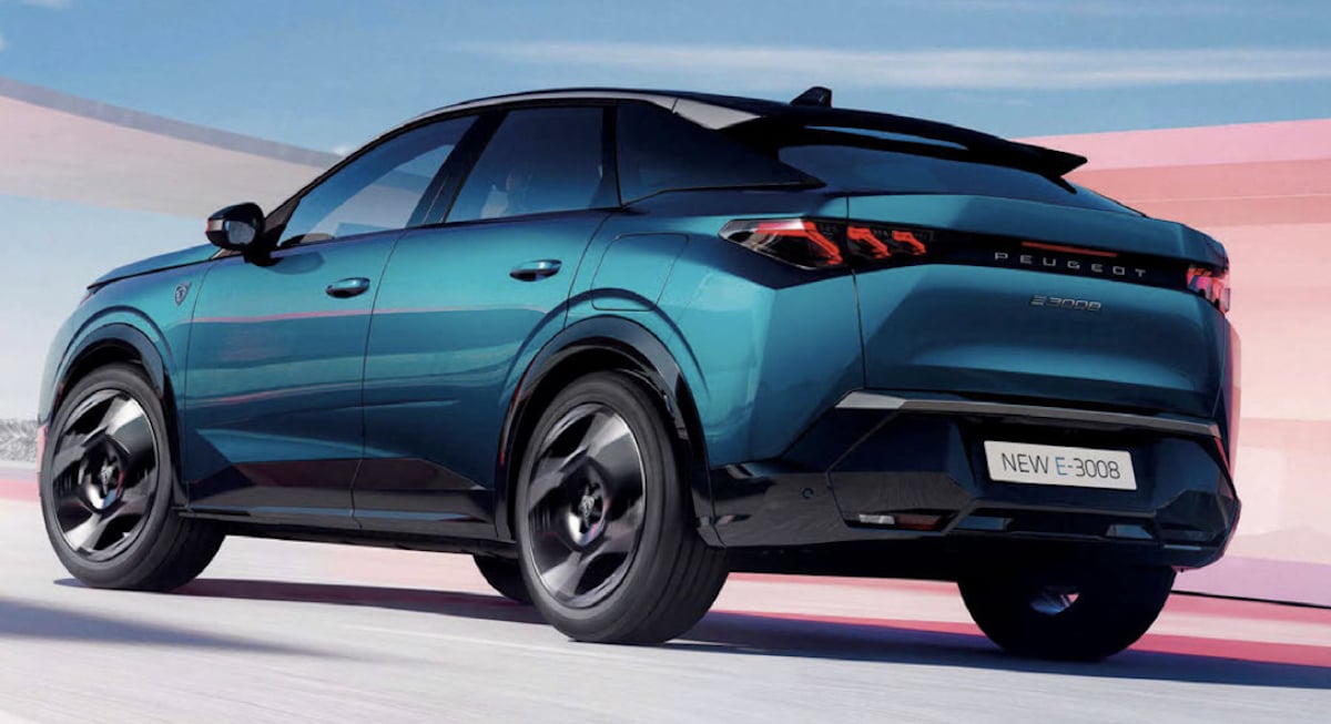 2023 Peugeot e-3008