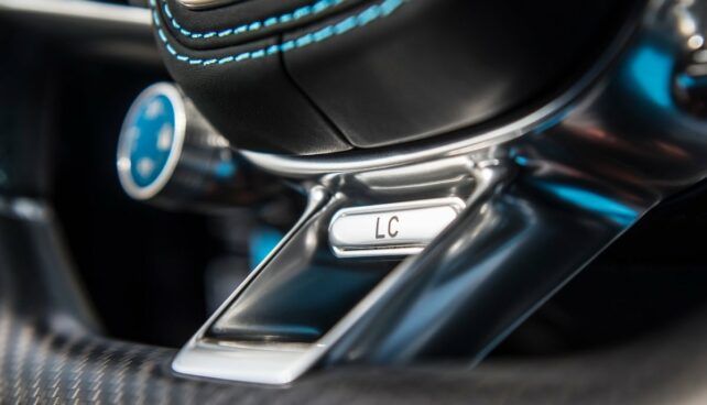 Bugatti Chiron LC przycisk