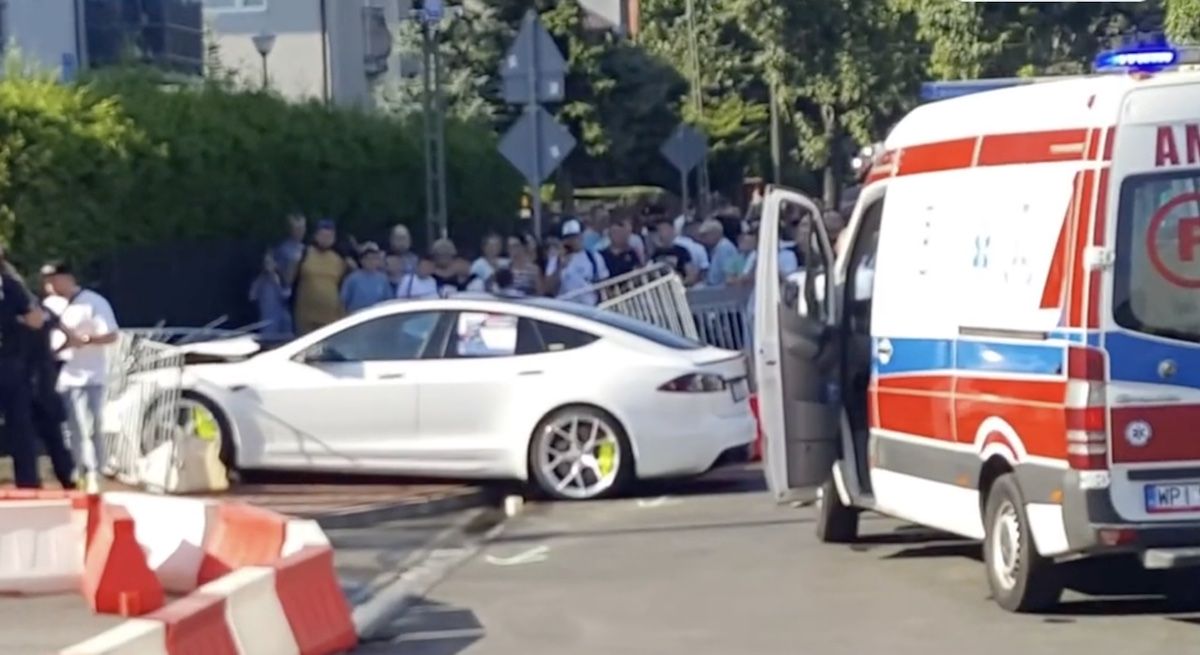 Tesla Model S wypadek