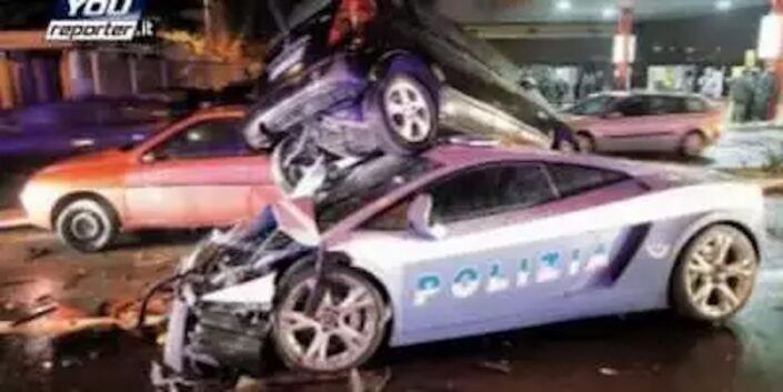 Wypadek policyjnego Lamborghini Gallardo