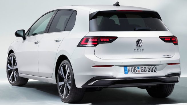 2024 Volkswagen Golf eHybrid
