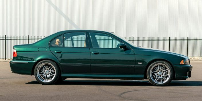 BMW M5 E39 Oxford Green z 2001 r - bok, fot. LBI Limited