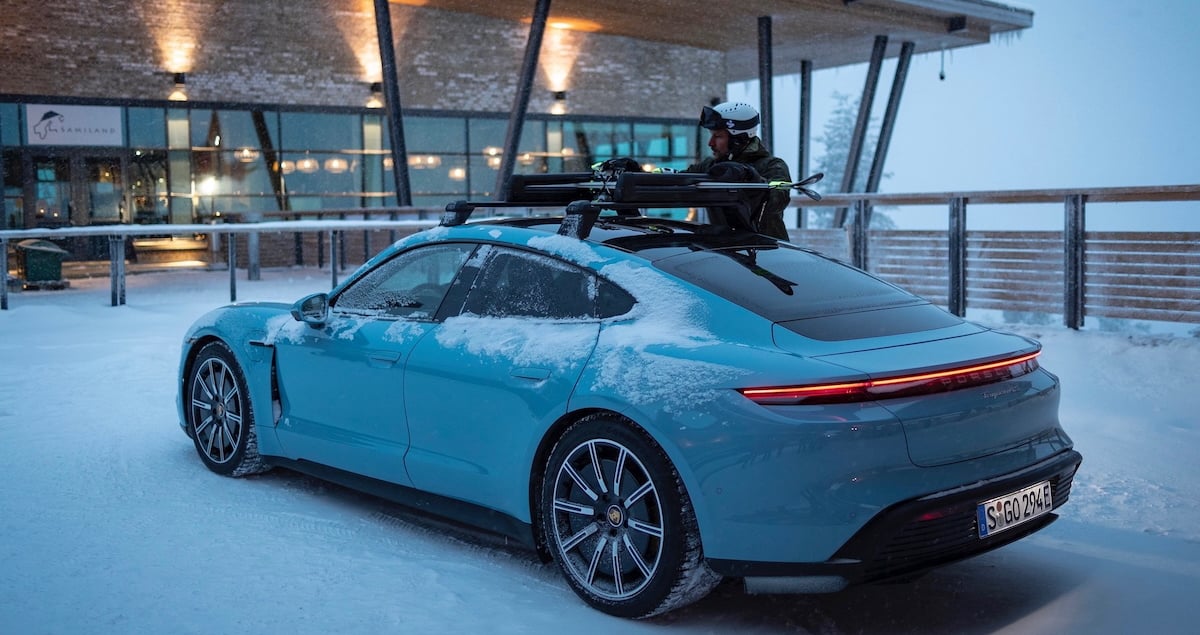 Porsche Taycan 4S na śniegu, fot. Porsche